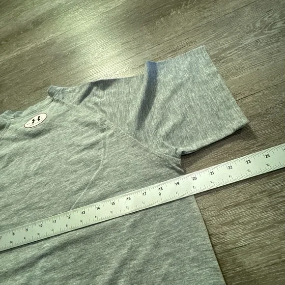 Under Armour Shirt Mens Small‎ Gray Tee Short Sleeve Performance Loose Workout - Picture 7 of 8